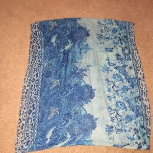 Never worn light and dark blue neck wrap NWOT